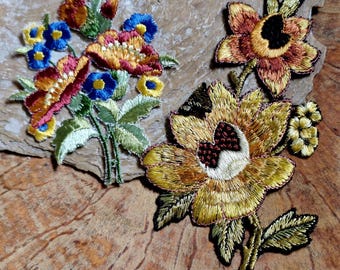 Vintage Silk Embroidered Applique-1930s Art Deco Silk Embroidered Floral Motif-Art Deco Silk Embroidered Sew On Applique