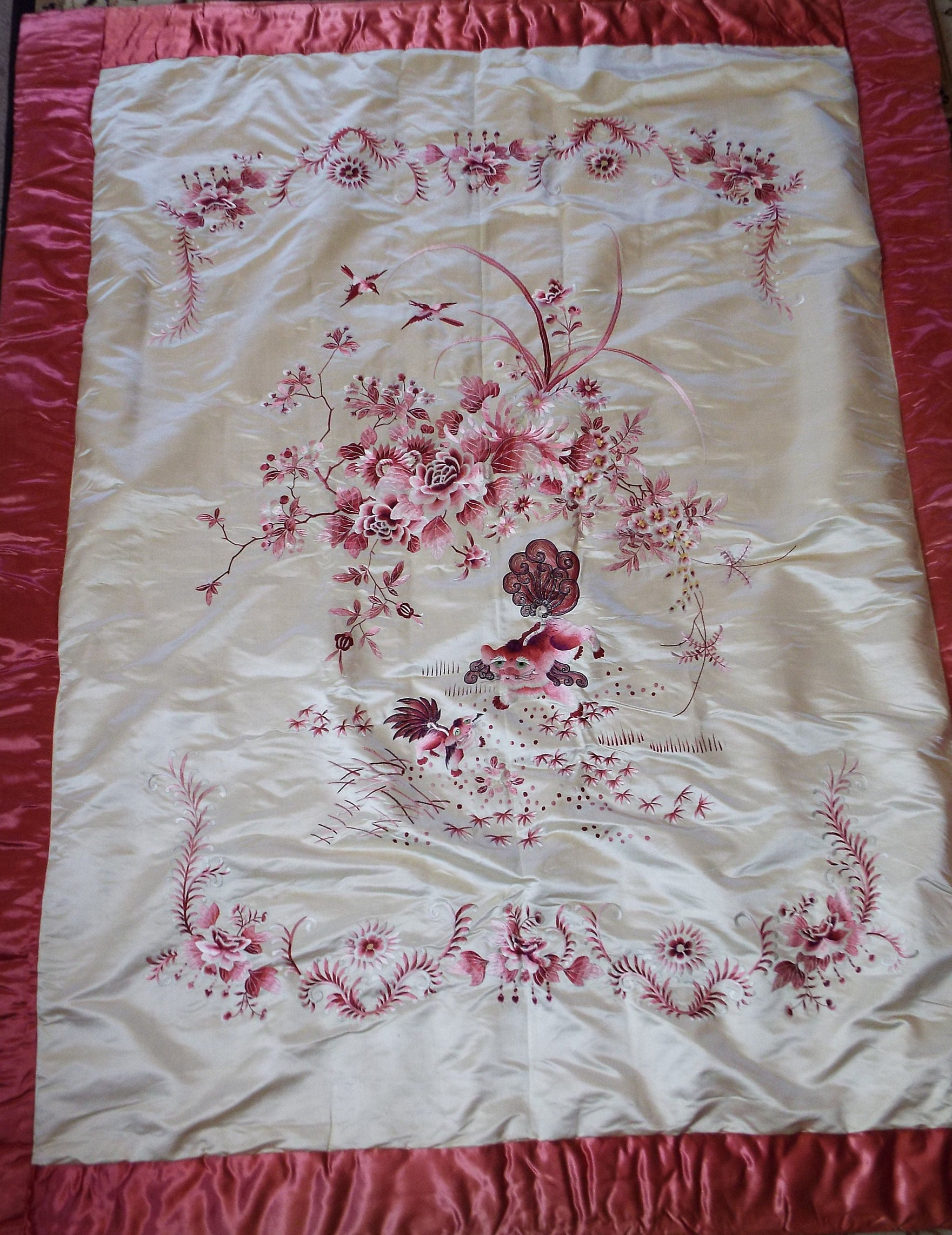 Vintage Chinese Silk Embroidered Quilt1940s Silk Embroidered Etsy UK