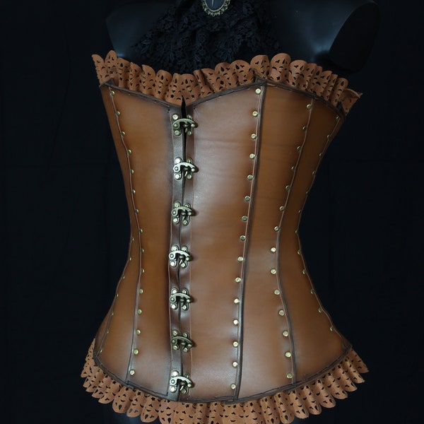 Corset lacé