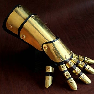 Steampunk Fantasy Vampire armor gauntlet glove hand cosplay
