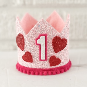 Our little sweetheart, Valentines 1st birthday, Valentines Day Birthday, Valentines Birthday Outfit, Valentine Birthday Decor, Heart Party