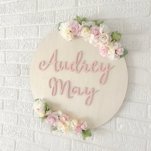 Custom Baby Name Sign Nursery Name Sign, Baby Girl Sign, Flower Nursery Sign, Baby Name Sign, Nursery Name Sign, Round Name Sign