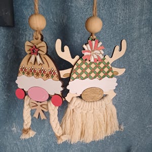 Macramè Coppia di Gnomi file SVG, Gnomi di Natale maschili e femminili, trecce e barba