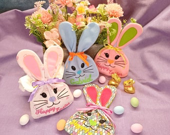 ITH- Bolsa de golosinas con cremallera Conejito de PascuaTutorial-Appliqué - Sacchetto Coniglietto con cerniera porta ovetti con nome cm.15x22- in.6x 9