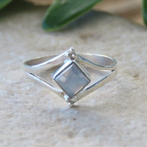 Moonstone Boho Silver Ring / Silver Ring for Women / Moonstone Ring / Gift image 1