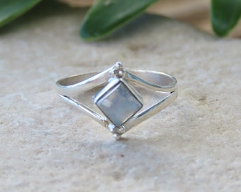 Moonstone Boho Silver Ring / Silver Ring for Women / Moonstone Ring / Gift