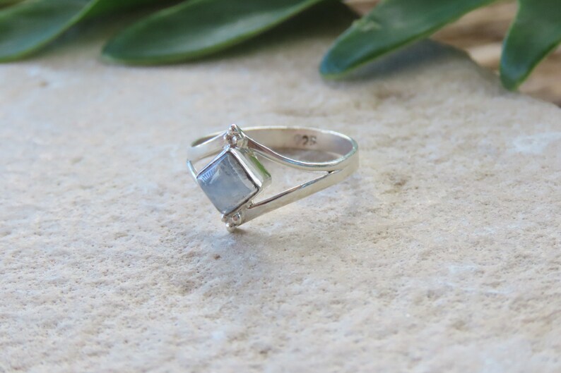 Moonstone Boho Silver Ring / Silver Ring for Women / Moonstone Ring / Gift image 2