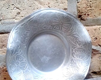 Vintage Aluminum Serving Bowl: Everlast Metal