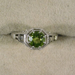 1.52 ct. Round Peridot Ring 1920's Style Sterling Silver