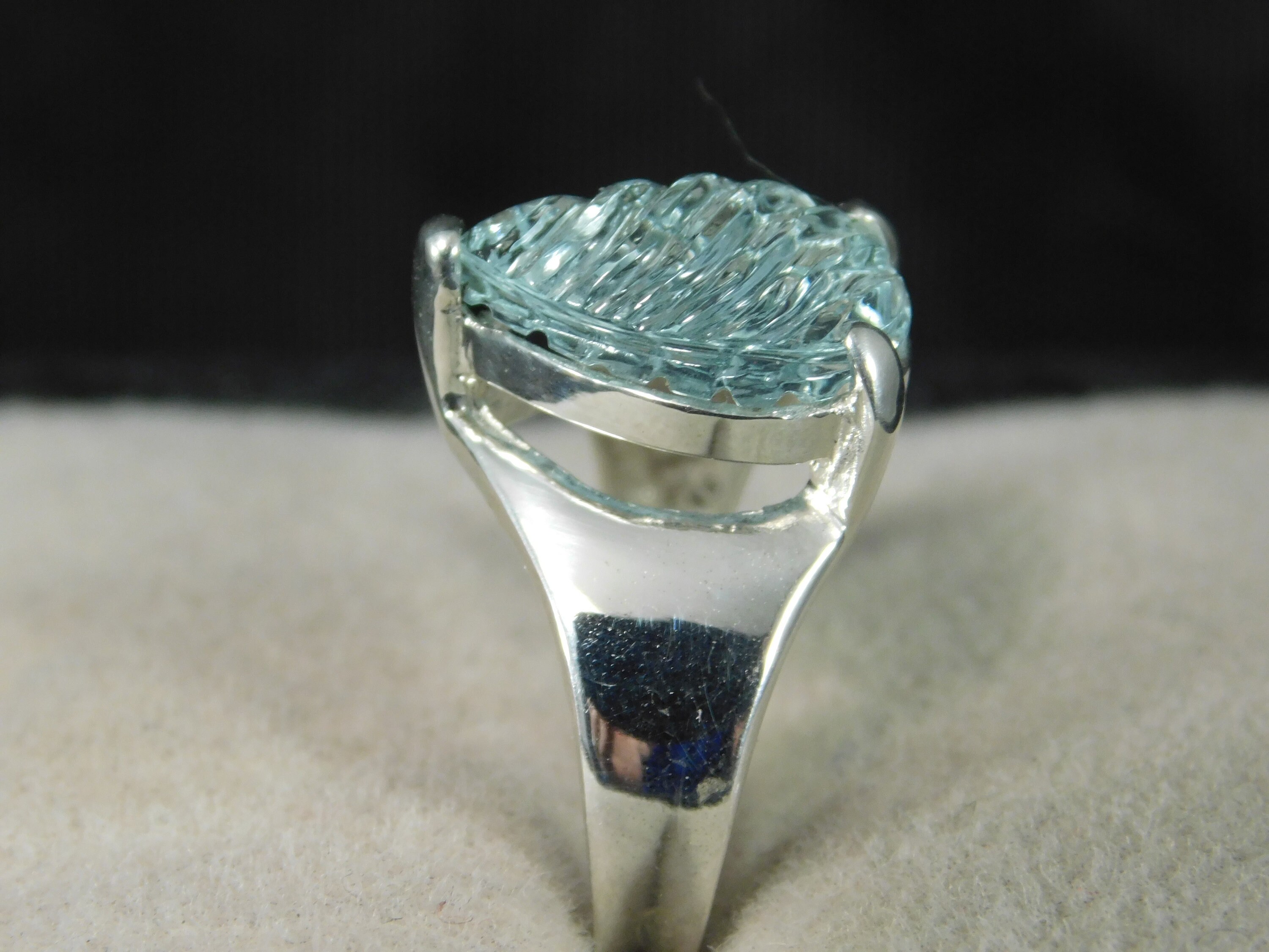 3.09 カラット ペア ハンドカービング アクアマリン リング ハイ