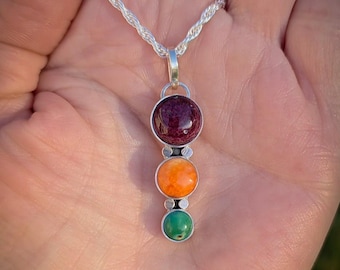 3 Stone Orange and Purple Spiny Oyster Shell and Kingman Turquoise Necklace