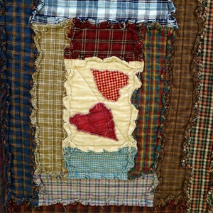 Raw Edge Log Cabin Quilt Pattern by Rosemary Makhan