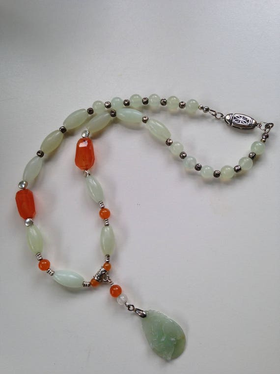 Pendentif Collier Lapin En Jade Naturel A - 30x20x12 Mm, Pierre Sculptée à La Main, Cadeau Symbolique