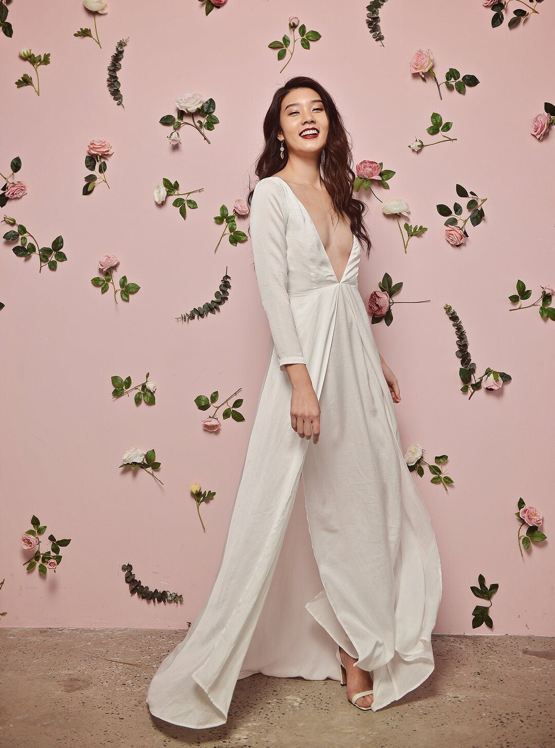 Abito in seta con scollo a V profondo Abito da cocktail da donna