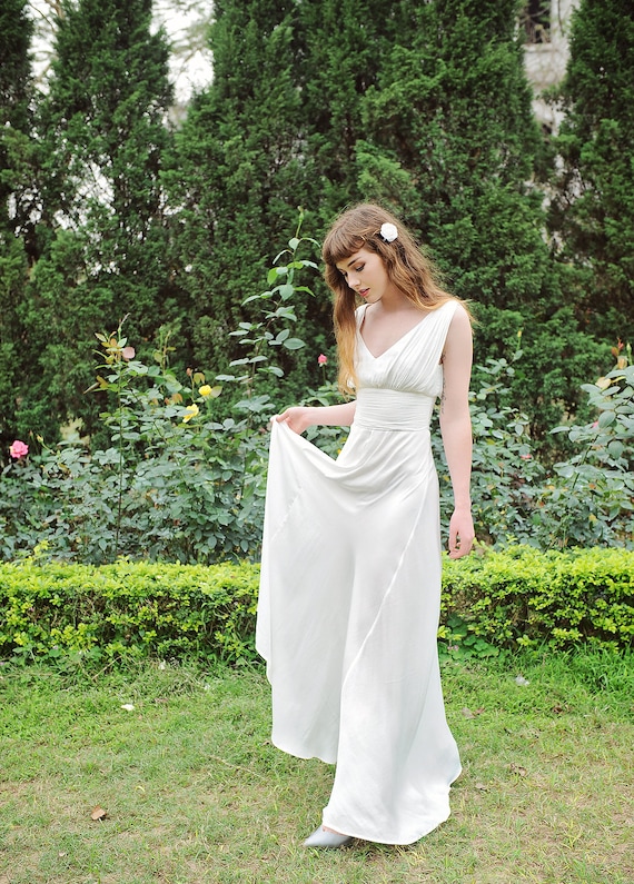 Weißes Seidenkleid Göttinnenkleid Cocktailseidekleid - Etsy Schweiz