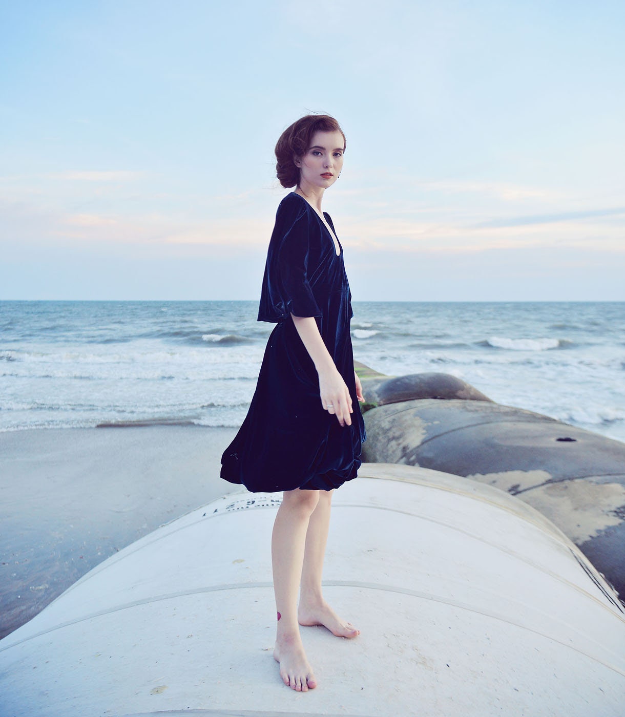 short sleeve velvet bridesmaid dresses Zapakasa Women Wedding Party Dress A-Line V Neck Dark Green Burnout Velvet  Bridesmaid Dress with Short Sleeve