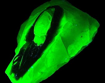 Cobalt Art Glass Cullet Glowing Uranium Manganese Slag Glass #4GX142