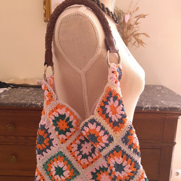 Sac à main au crochet granny square