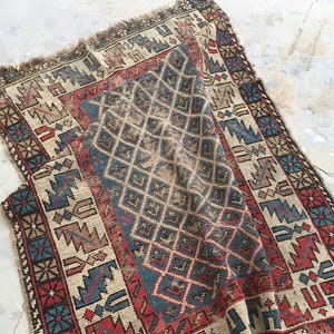 3&#39;6 x 5&#39;2 Antique Caucasian rug / small vintage rug Large Area Rug / Vintage Rug / Small Vintage rug