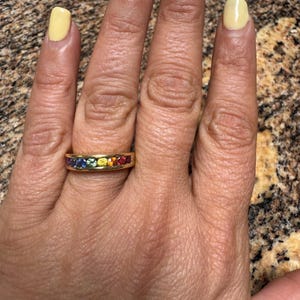 Vintage 18K Yellow Gold and Multi Color Rainbow Gemstones Ring / Size 7 Ring / 18K Gold Rainbow Ring