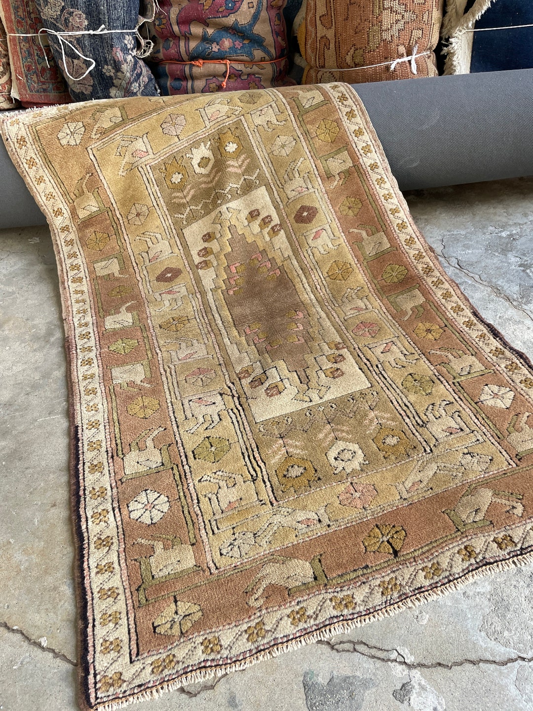 3x5 Neutral Vintage Rug / Antique Wool Rug / Small Area Rug ...