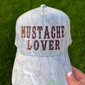 Mustache lover trucker hat, embroidered mustache hat, light camo hat, country style camo brim hat, cute wester trucker hat, camo girl hat imagem 2