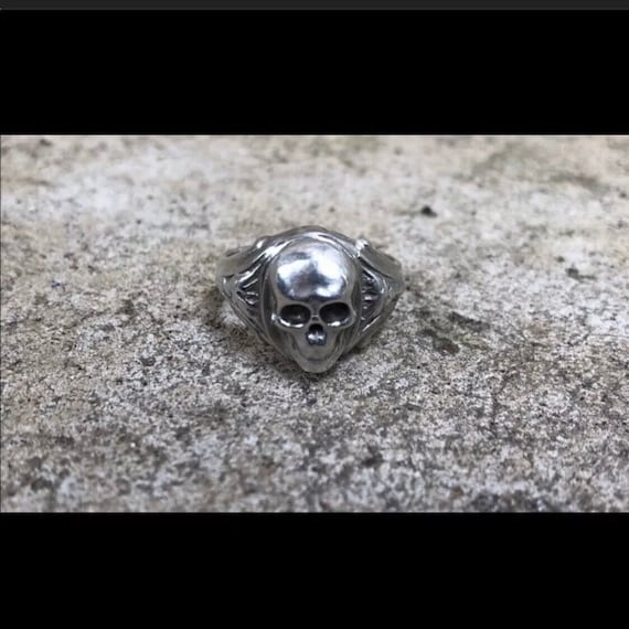 Antique Georgian Memento Mori Artisan Skull Poison