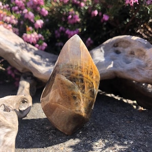 Small Black moonstone Carved Flame