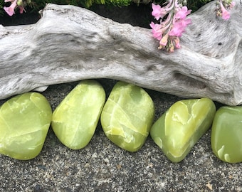 Large Tumbled Noble Serpentine