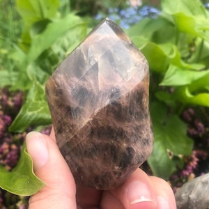 Small Black moonstone Carved Flame