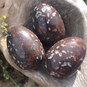 1 pc Red Jasper Speckled Crystal Egg