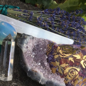 Crystal And Herbal Sleep Aid Kit