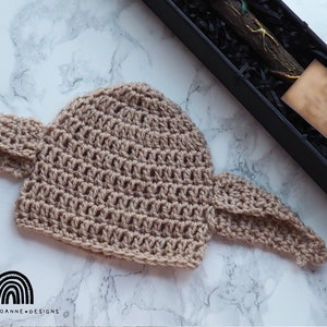 Bonnet bébé elfe beige au crochet fait main Crocheter 6 tailles Fabriqué sur commande Accessoire de séance photo Fête prénatale image 1