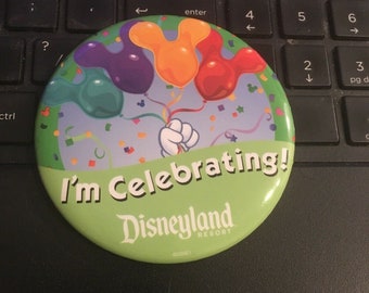 épinglette Disney vintage 3 » : I’m Celebrating , Disney Resort