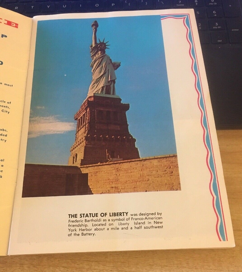 Nester/'s New York Pictorial Guide 1978 World Trade Center Statue of Liberty