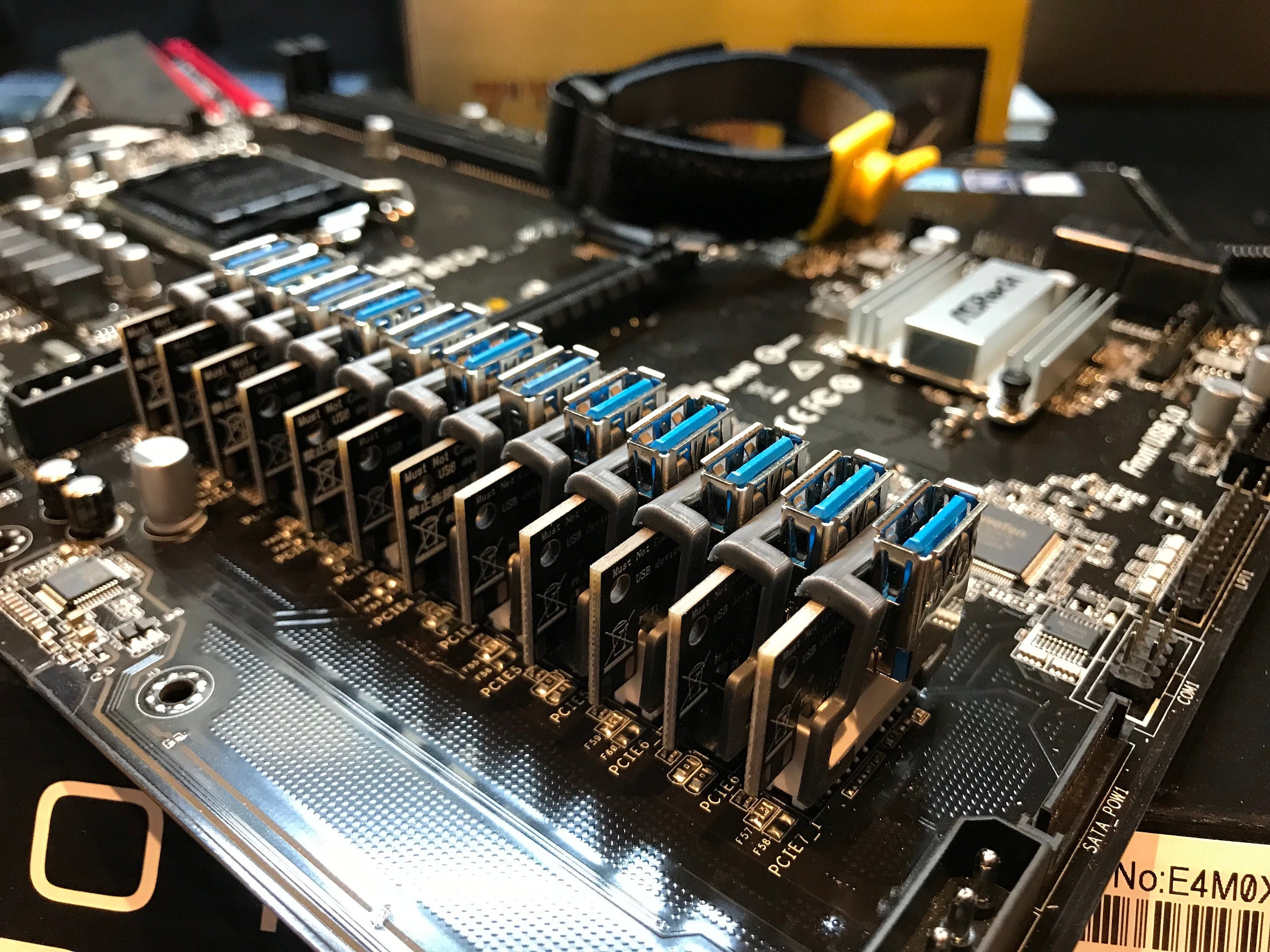 Pcie Adapter Clip Lock For Usb 3 0 Pcie Mini Risers For Mining Etsy