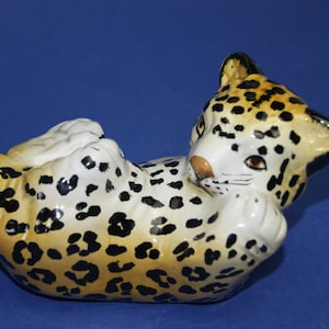 Jaguar cub ceramic handmade big cat from Italy vintage 60s or 70s