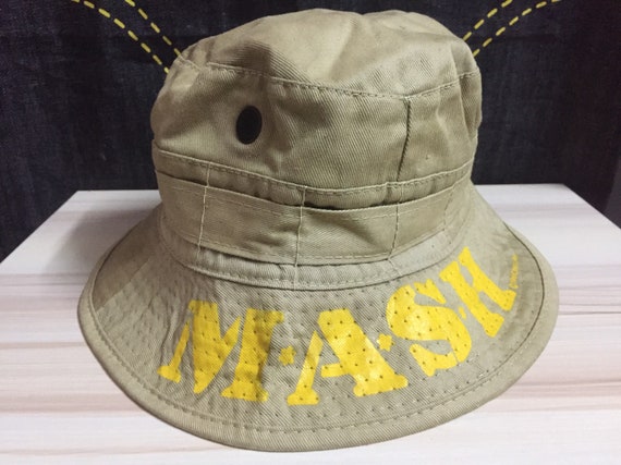 80s bucket hat