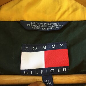 Vintage TOMMY HILFIGER Windbreaker Jacket Sz M Big Logo Spell Out ...