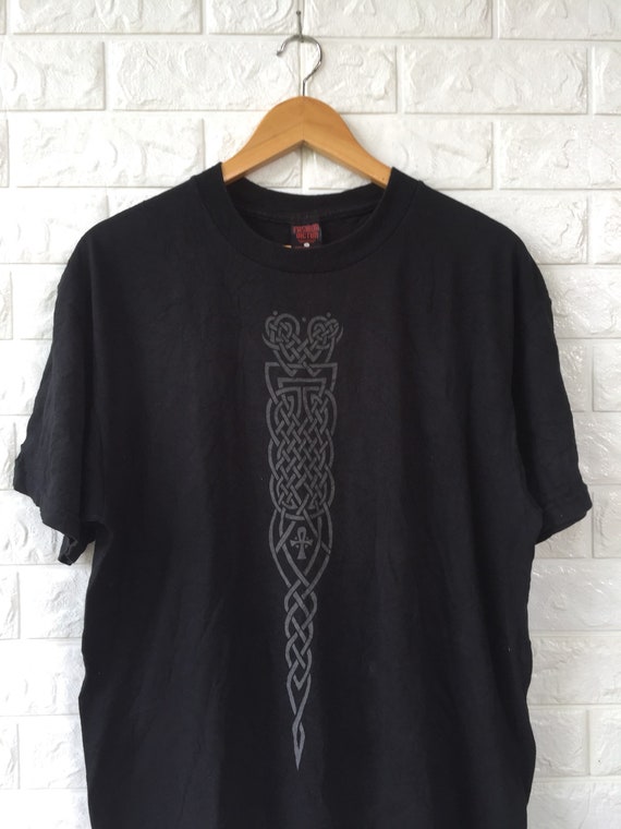 vintage USA製　©️1991 fashion victim Tシャツ Original vintage 1991 Nosferatu Fashion Victim Shirt | WyCo