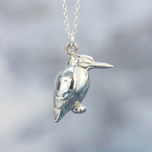 Kingfisher necklace | Sterling silver kingfisher pendant | Personalised Animal Pendant by Rosalind Elunyd Jewellery