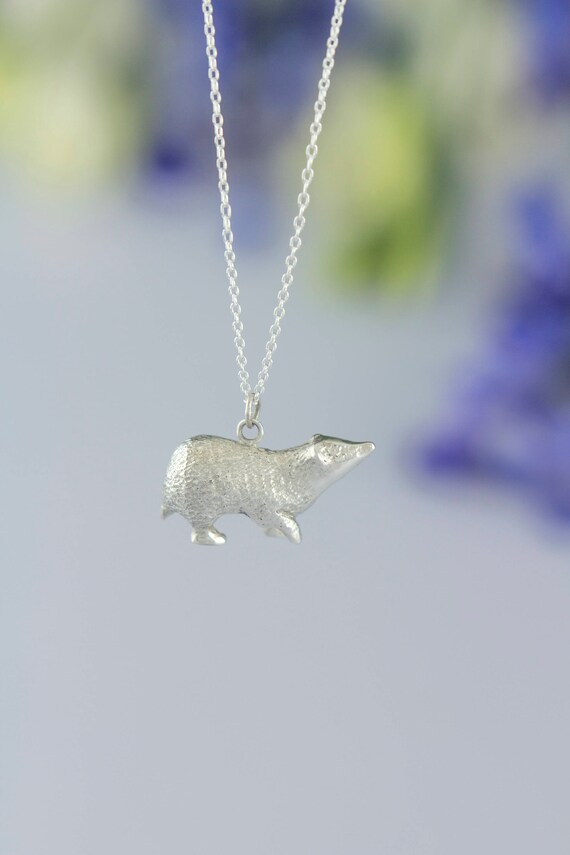 badger necklace