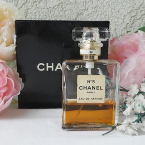 CHANEL No 5 – Eau de Parfum, Iconic Flacon, Glass Stopper - 50ml, 1/7 FL OZ, Contains Perfume, Half Full, Spray. Chanel, Paris, France.