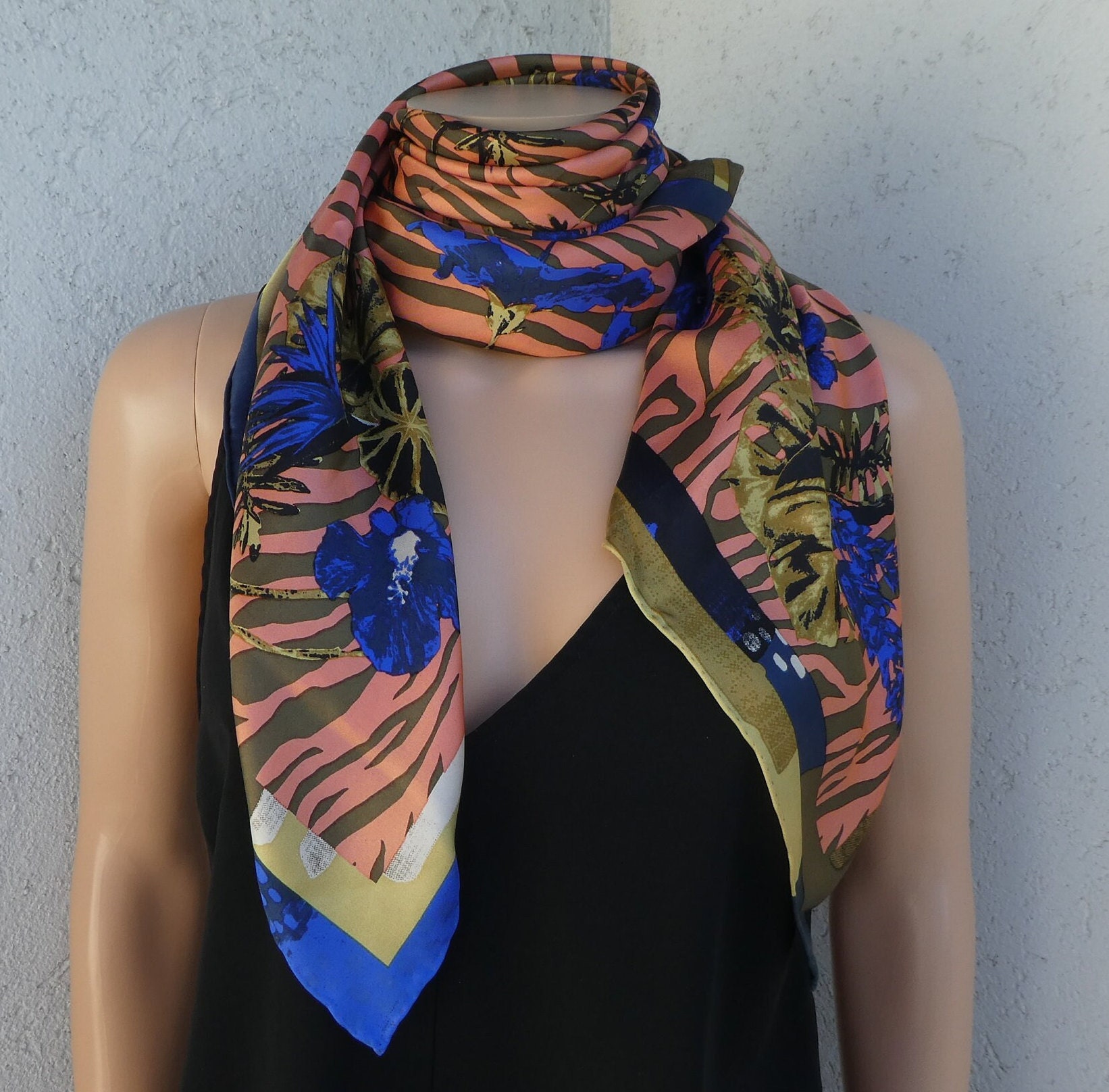 BELLA BALLOU Favolosa sciarpa in raso di seta. Motivo floreale - Etsy Italia