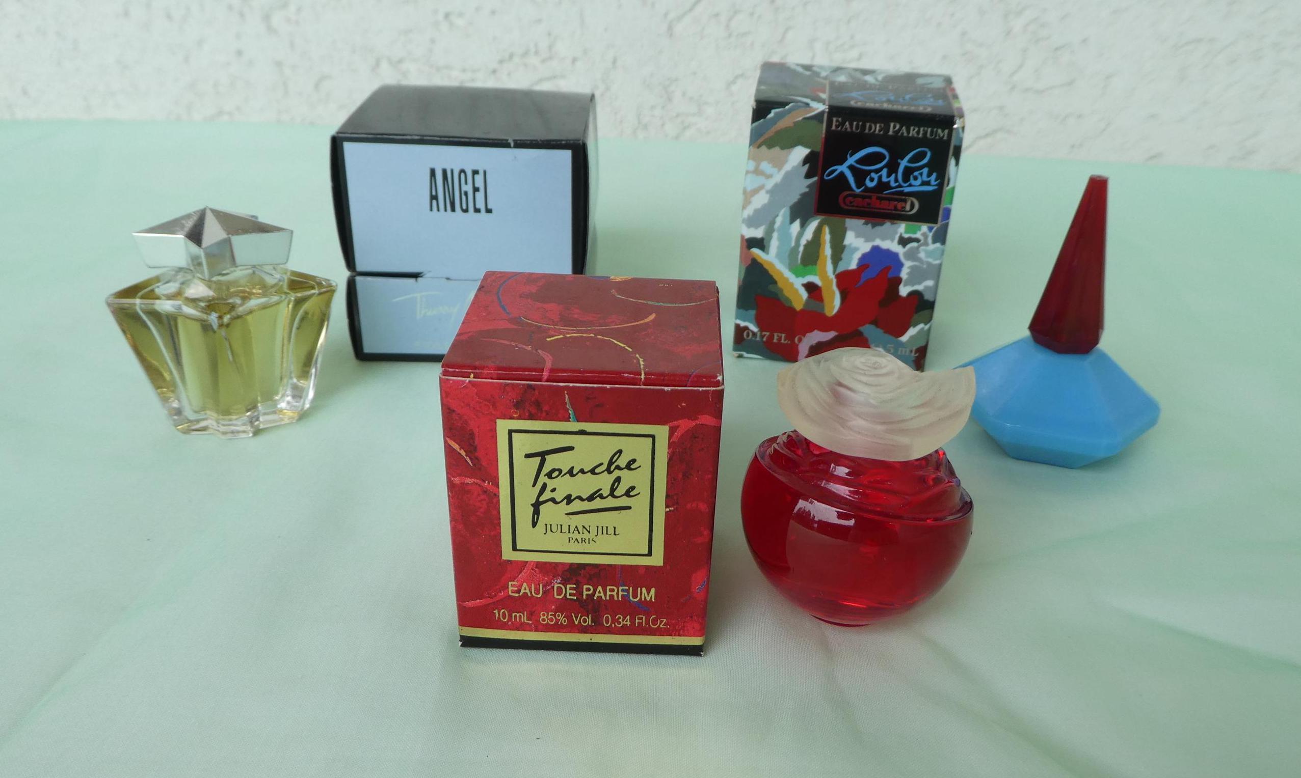 julian jill touche finale 香水