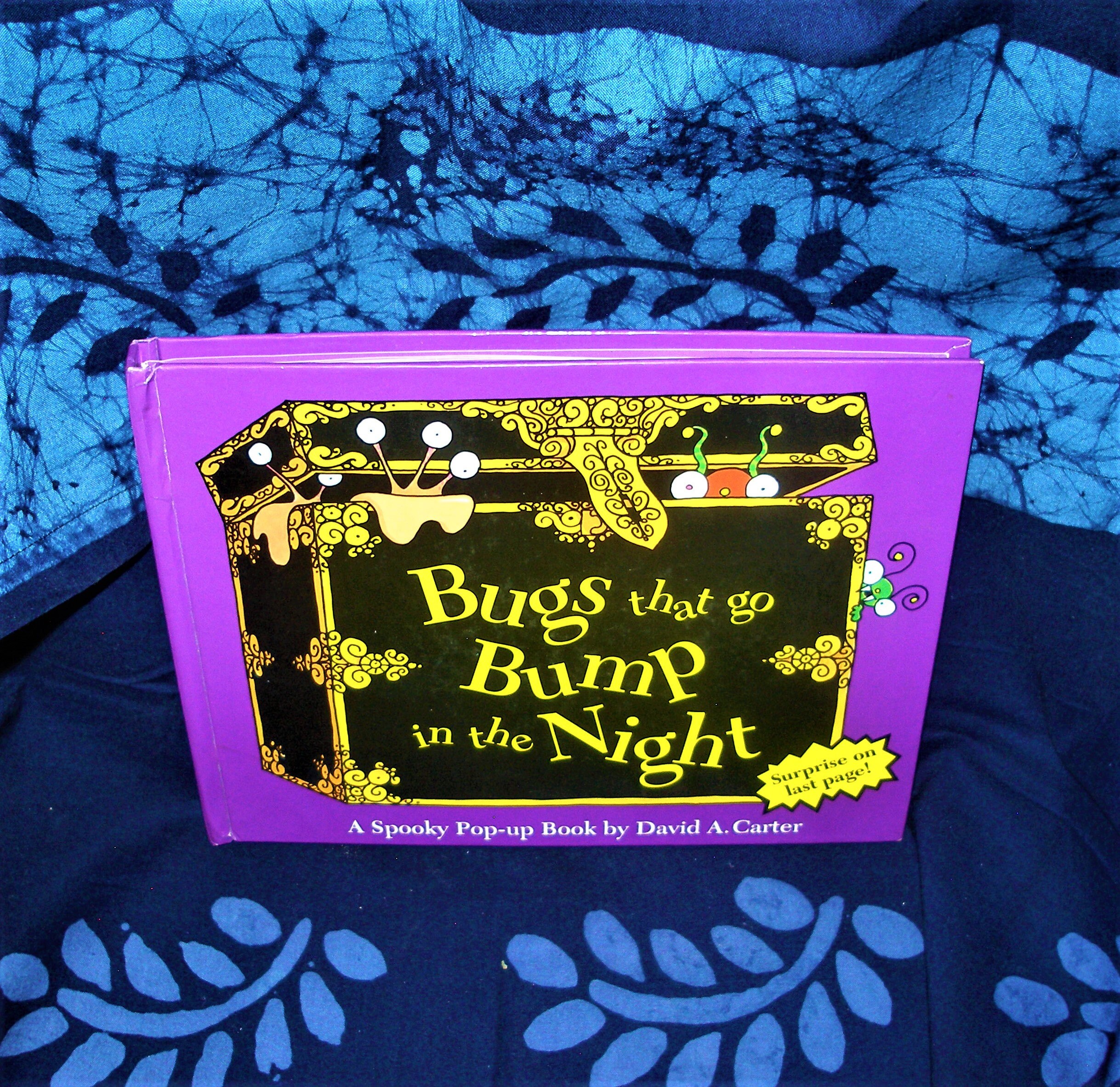 Bugs That Go Bump In The Night/A Espeluznante Libro emergente | Etsy