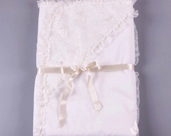 Baptism Gift for Girl, Christening Gift Baby Girl, New Baby Gift, Personalized Baby Blanket, Gift from Godmother, Lace Baptism Blanket