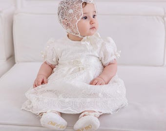 Baby Girl Baptism Dress – White Christening Gown with Bonnet for Special Occasions