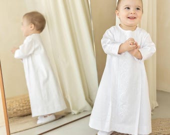 Traje unisex de bautizo para bebé con gorro y patucos, conjunto de bendición para bautizo color marfil.