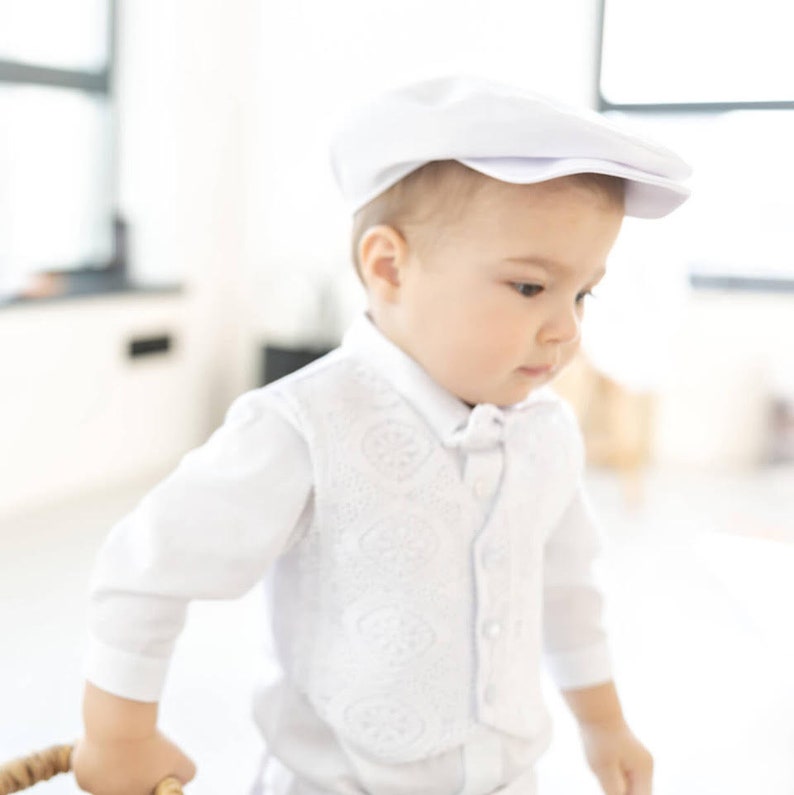 White Baptism Outfit for Baby Boy, Boys Blessing Outfit, Christening Suit Hat Booties, Baby Boy Christening Clothes, Boy Wedding Outfit immagine 7